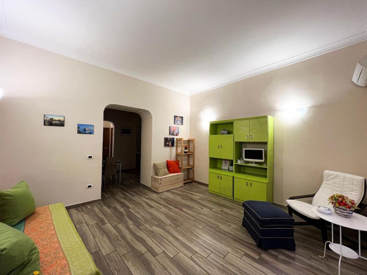 Traversa Toledo, Intero Appartamento Al Plebiscito Naples Exterior photo
