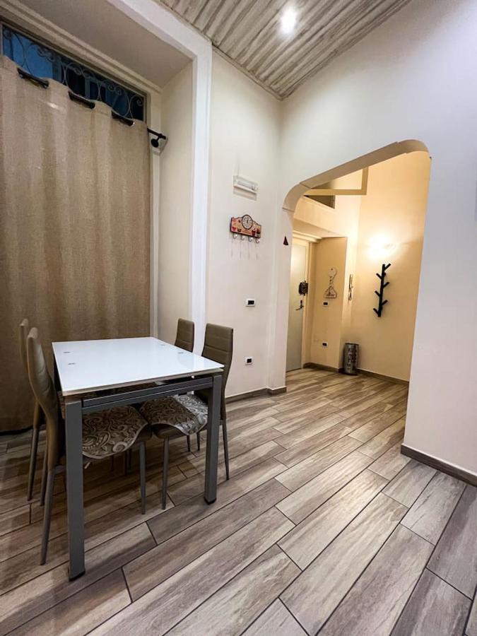 Traversa Toledo, Intero Appartamento Al Plebiscito Naples Exterior photo