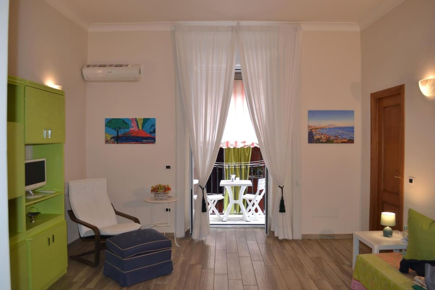 Traversa Toledo, Intero Appartamento Al Plebiscito Naples Exterior photo